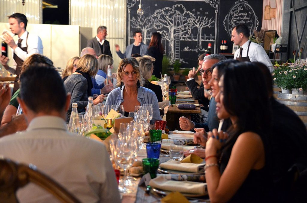 Sabato 28 ottobre 2017 a Firenze, VII Supper Club di TuscanyPeople, la cena segreta del magazine toscano: 100% tuscanypeople experience